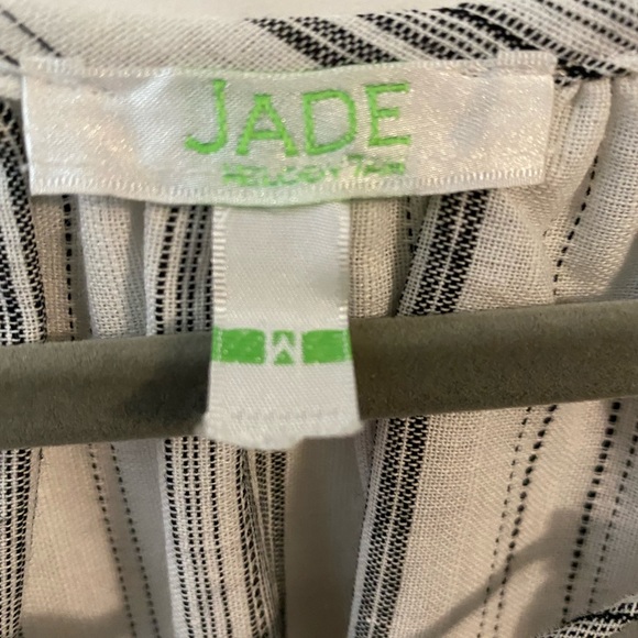 Jade Top - Picture 2 of 3